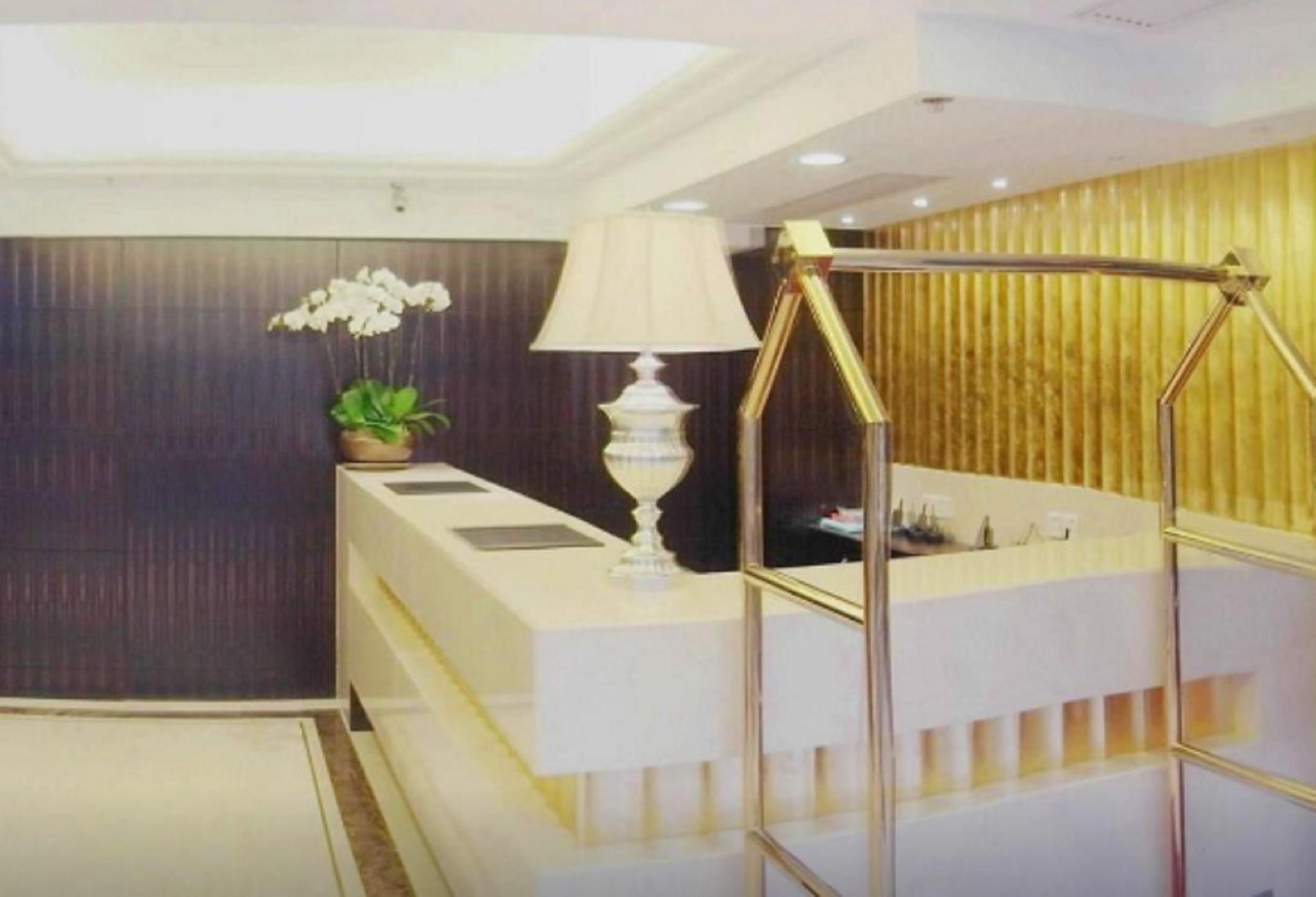 Oriental Lander Hotel Kowloon (Hong Kong) Exterior foto