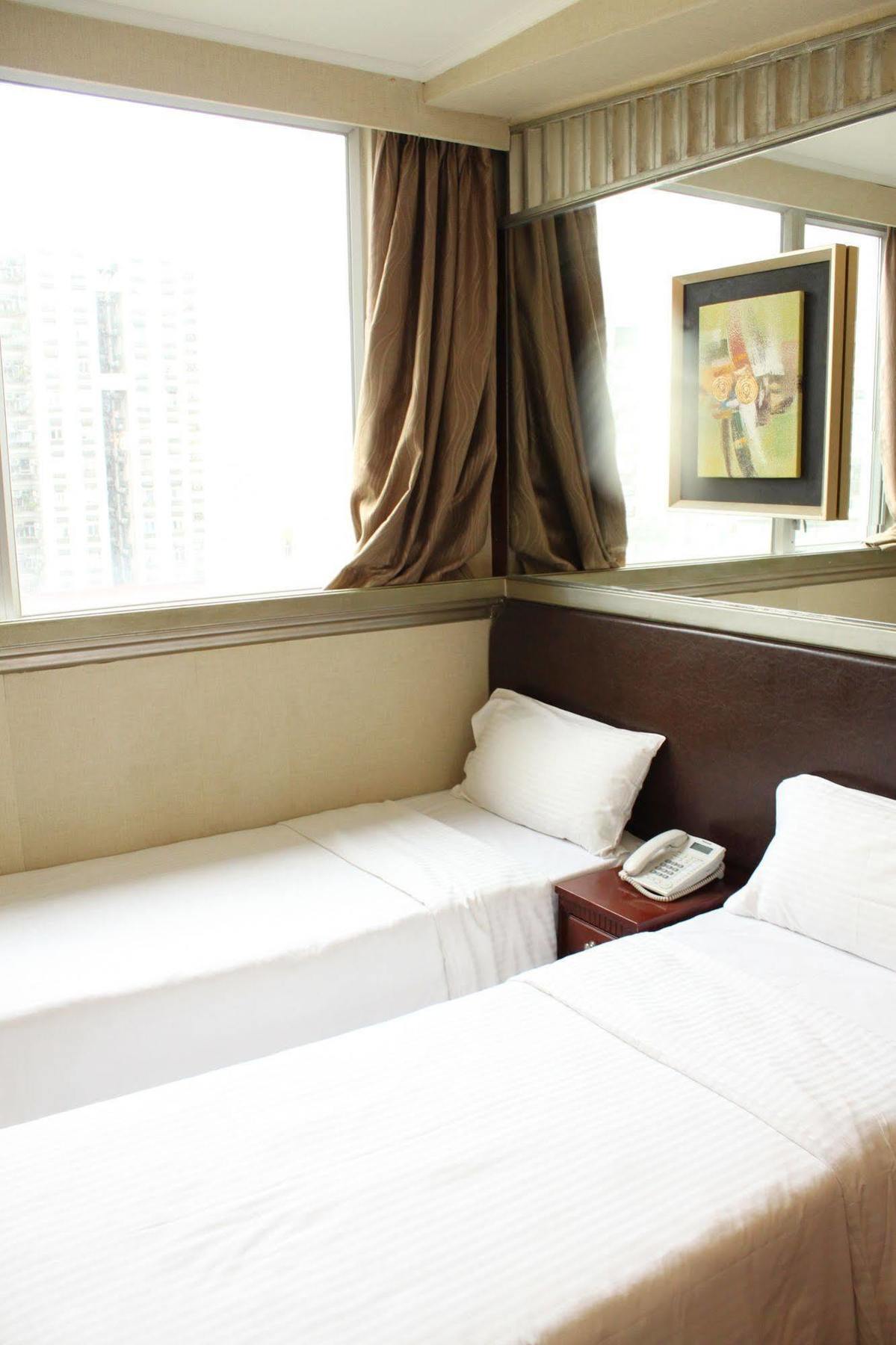 Oriental Lander Hotel Kowloon (Hong Kong) Exterior foto